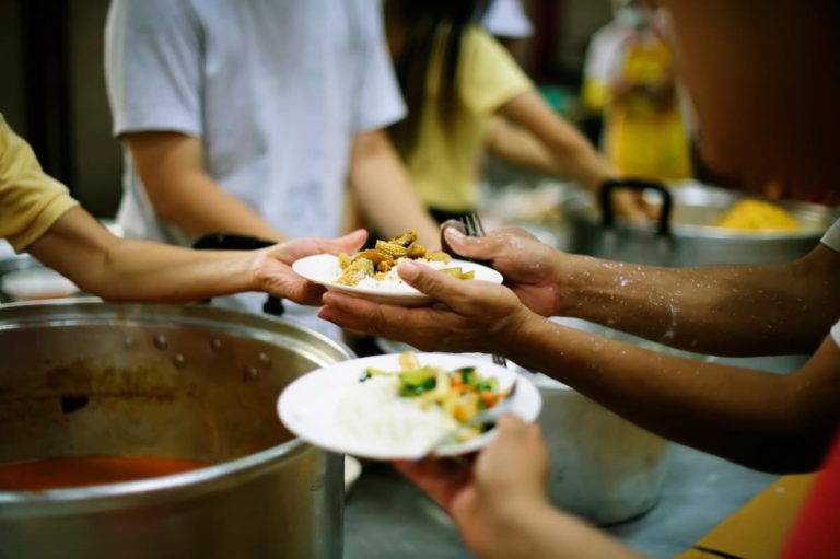 Caritas, crescono i nuovi poveri
