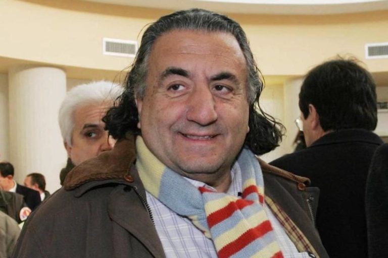 Addio professor Mennonna