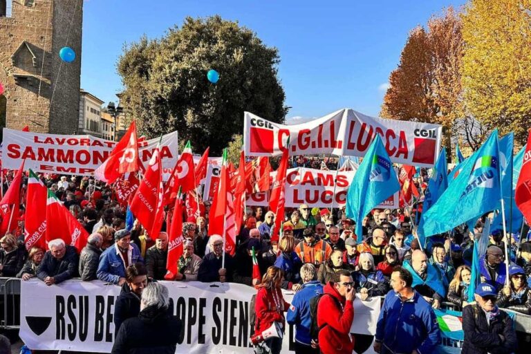 Cgil, Uil, sciopero riuscito: adesione oltre il 70%, mezzo milione in piazza