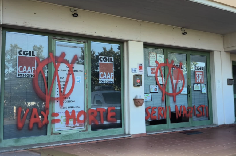 Violata e deturpata con scritte “no vax” la sede della CGIL di Larciano-Lamporecchio